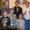 Die Sieger der Vereinsturniere: (hintere Reihe) Erich Feichtner (Vereinsmeister), Raphael Richter (u15-Blitzmeister), Norbert Lukas (Blitzmeister, Jahresblitzen); vordere Reihe: Christina Gleason (Mädchen-Blitzmeisterin), Linus Schalkhäuser (u10-Vereinsmeister), Evgenii Alekhin (u15-Vereinsmeister), David Valean (u10-Blitzmeister) und Marius Nicola (u21-Vereins- und Blitzmeister und erfolgreichster Mannschaftsspieler). Die Sieger der Vereinsturniere: (hintere Reihe) Erich Feichtner (Vereinsmeister), Raphael Richter (u15-Blitzmeister), Norbert Lukas (Blitzmeister, Jahresblitzen); vordere Reihe: Christina Gleason (Mädchen-Blitzmeisterin), Linus Schalkhäuser (u10-Vereinsmeister), Evgenii Alekhin (u15-Vereinsmeister), David Valean (u10-Blitzmeister) und Marius Nicola (u21-Vereins- und Blitzmeister und erfolgreichster Mannschaftsspieler).