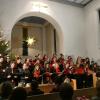 Jugendchor & mittendrin glänzten mit ihren Christmas Carols