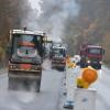 Im Oktober wurde am Wolfgangsberg der neue Asphalt auf die ausgebaute Bundesstraße aufgetragen. Nach der Winterpause geht es weiter bis zum Anschluss an die Neue Mainbrücke. 