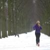 Laufen, Walken oder Wandern geht auch im Winter.