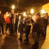 Spannende Geschichten über den Main lieferten Mitglieder des Vereins für Heimatgeschichte bei der Fackelwanderung, die der Verein jedes Jahr zum Jahresende organisiert.