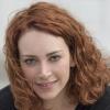 Schauspielerin und Sängerin Karoline Troger gibt einen Theaterkurs für Kinder und Jugendliche in der Spessartgrotte. 