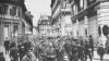 Am 9. April 1919 ziehen die Kämpfer gegen die Würzburger Räterepublik siegestrunken durch die Stadt.