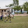 Anton Kramer war mit seinen Kollegen in Mwanza und hat die mitgebrachten Fußbälle gleich mit den Kindern eingespielt.
