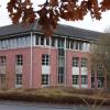 Ist nicht mehr groß genug: das Finanzamt Lohr in der Rexroth-Straße, bezogen im Jahr 1992.