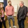 Vor der nächsten Seminareinheit: Sport-Professor Harald Lange (2. von rechts) im Gespräch mit den Studierenden (von links) Natalie Jambour, Laura Kassecker, Bruno Domokos und Saskia Schubert. Vor der nächsten Seminareinheit: Sport-Professor Harald Lange (2. von rechts) im Gespräch mit den Studierenden (von links) Natalie Jambour, Laura Kassecker, Bruno Domokos und Saskia Schubert.