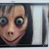 Eltern sind besorgt. Die Horrorfigur Momo taucht immer wieder in Videoclips und Online-Spielen für Kinder auf. Momo erschreckt aber nicht nur, sie fordert Kinder sogar dazu auf, gefährliche Dinge zu tun und den Eltern auf keinen Fall davon zu erzählen.