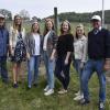 Die Vorstände und die Weinprinzessinnen freuten sich über die Weinbergswanderung. Das Bild zeigt von links Albin Solf (Vorsitzender), Corinna Barthelme (Frankenwinheim), Lena Schmitt (Traustadt), Hanna Schenk (Donnersdorf), Larissa Eichner (Dingolshausen), Sophia Kundmüller (Michelau) und Bernd Reitwiesner (Stellvertretender Vorsitzender) bei der Eröffnung der Weinbergswanderung.