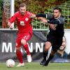 Nicht zu halten: Marco Janz vom SV Seligenporten (links) enteilt Würzburgs Onur Ünlücifci.