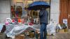 Schlechte Bedingungen für einen Flohmarkt: Der City-Flohmarkt verzeichnete bei Kälte und Regen deutlich weniger Kauflustige als sonst.