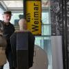 Der Designer und Objektkünstler Udo Breitenbach in seinem Partensteiner Atelier, wo er auch viele Objekte seiner Bauhaus-Sammlung aufbewahrt.