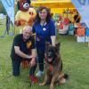 Die Initiatoren der Hundemesse Ulrike und Jürgen Lucas mit ihrem Altdeutschen Schäferhund Gino und Maskottchen OXi Die Initiatoren der Hundemesse Ulrike und Jürgen Lucas mit ihrem Altdeutschen Schäferhund Gino und Maskottchen OXi