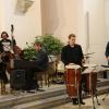 Unter der Leitung von Dekanatskantor Martin Blaufelder konzertierten am Sonntag Abend Gitarrist Rupert Bachmaier, Bassist Felix Himmler, Pianist Burkard Lutz und Percussionisten. Unter der Leitung von Dekanatskantor Martin Blaufelder konzertierten am Sonntag Abend Gitarrist Rupert Bachmaier, Bassist Felix Himmler, Pianist Burkard Lutz und Percussionisten.