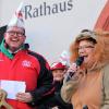 Nur die RKK-Narren schafften es, die Bürgermeisterin zu "entmachten". Im Bild RKK-Präsident Stefan Grafen und die Bürgermeisterin Sabine Lutz. Nur die RKK-Narren schafften es, die Bürgermeisterin zu "entmachten". Im Bild RKK-Präsident Stefan Grafen und die Bürgermeisterin Sabine Lutz.