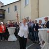 Pastoralreferentin Brigitte Zecher und Pfarrer Jürgen Dolling (rechts im Bild) segneten die neuen und bestehenden Räume des Fahrradservices Pastoralreferentin Brigitte Zecher und Pfarrer Jürgen Dolling (rechts im Bild) segneten die neuen und bestehenden Räume des Fahrradservices