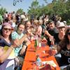 Gemütliche Runde: bneim Weinwandertag in Erlenbach luden mehrere Stationen zur Rast und zum Schöppeln ein. Gemütliche Runde: bneim Weinwandertag in Erlenbach luden mehrere Stationen zur Rast und zum Schöppeln ein.
