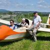 Vorsitzender Hartmut Sammet hier im Gespräch mit Alfred Hoffmann, Vorsitzender des Aero Club Bad Königshofen Vorsitzender Hartmut Sammet hier im Gespräch mit Alfred Hoffmann, Vorsitzender des Aero Club Bad Königshofen