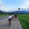 Schon nach vier Tagen haben sie die Alpen im Blick: Die sieben Radsportler des RVV Wombach auf der finalen Etappe. 