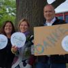 Die Initiatoren des Bürgerbegehrens Barbara Küstner, Anette Salveter, Björn Küster (von links) stehen stellvertretend für viele Eibelstadter, die den Renni retten wollen. Die Initiatoren des Bürgerbegehrens Barbara Küstner, Anette Salveter, Björn Küster (von links) stehen stellvertretend für viele Eibelstadter, die den Renni retten wollen.