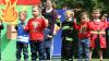 Einige Kindergartenkinder beim Feuerwehrtanz.