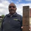 Günther Rosenkranz aus Höllrich hat seit 1961 auf diesem Brett das Datum der jeweils ersten Schwalbensichtung im Jahr in Höllrich notiert.