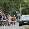 Im Fahrradkorso durch die Ignatz-Schön-Straße: Der ADFC Schweinfurt nahm den Tag der Verkehrssicherheit 2019 zum Anlass, um auf den mangelnden Überholabstand im Straßenverkehr aufmerksam zu machen. Radfahrer klemmten sich Poolnudeln auf den Gepäckträger, um Autos dazu zu bewegen, genügend Abstand zu halten.