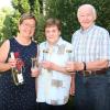 Zum Jubelfest der Diamantenen Hochzeit gratulierte die Segnitzer Bürgermeisterin Marlene Bauer (von links) dem Ehepaar Erna und Ludwig Luge.