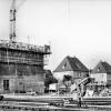 Bau der neuen Lagerhalle mit Getreidesilo am Bahnhof in Gerolzhofen anno 1970. Bau der neuen Lagerhalle mit Getreidesilo am Bahnhof in Gerolzhofen anno 1970.