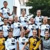 Der Kader des HSV Bergtheim für die neue Bayernliga-Saison mit (hinten von links): Lisa Seibert, Ronja Schwalbe, Tina Hartl, (Mitte von links) Trainerin Karin Wehner, Anna Winkler, Julia Albert, Tanja Bausenwein, Rosalie Deckert, Anna Renner, (vorne von links) Jenny Mathan, Anna Zimmer, Svenja Winheim, Pia Kunzmann und Trainerin Michaela Lehnert. Zum Team gehören auch: Martina Gerdes und Lilith Reichert.