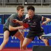 Kilian Ort (links) und sein Freund Dang Qiu spielen seit rund zwölf Jahren für Deutschland im Team und so oft es sich ergibt, wie hier bei der deutschen Meisterschaft 2017, im Doppel. Am Sonntag treten sie nun mit ihren Vereinen in der Tischtennis-Bundesliga gegeneinander an.