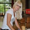 Die gute Gastgeberin im Hintergrund: Martina Müller hatte volles Haus und sorgte für die Verpflegung. Die gute Gastgeberin im Hintergrund: Martina Müller hatte volles Haus und sorgte für die Verpflegung.