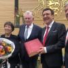 Bei der Dankesrede mit Gabriele Reinhart (von links), Edeltraud Teufel, Erwin Teufel, Wolfgang Reinhart und János Berényi.
