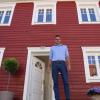 Offene Tür im Musterhaus: Christoph von Hutten hat der Öffentlichkeit gezeigt, was er auf dem ehemaligen RMD-Gelände in Steinbach noch vor hat.