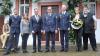 Sie feierten die Übergabe der Dienststelle an Stefan Schwind (Dritter von rechts): Sein Vorgänger Nicolas Rumpel (von links), stellvertretende Landrätin Sabine Sitter, Landtagsabgeordneter Thorsten Schwab, Polizeipräsident Gerhard Kallert und Marktheidenfelds Zweiter Bürgermeister, Martin Harth. Schwinds Ehefrau Helga hatte zuvor von der Polizei einen Blumenstrauß bekommen, um ihr für den Rückhalt ihres Mannes zu danken. Sie feierten die Übergabe der Dienststelle an Stefan Schwind (Dritter von rechts): Sein Vorgänger Nicolas Rumpel (von links), stellvertretende Landrätin Sabine Sitter, Landtagsabgeordneter Thorsten Schwab, Polizeipräsident Gerhard Kallert und Marktheidenfelds Zweiter Bürgermeister, Martin Harth. Schwinds Ehefrau Helga hatte zuvor von der Polizei einen Blumenstrauß bekommen, um ihr für den Rückhalt ihres Mannes zu danken.