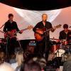 Reinhold Beckmann und seine Band begeisterten mit ihren Songs die Zuhörer in der Stadthalle in Eltmann.