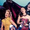 Besucher erleben die Lieder aus Musicals wie Grease oder Evita.