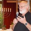 Wie kommt das Evangelium zu den Menschen? Der evangelische Pfarrer  Gerhard Jahreiß sprach im Rahmen der  Zeit-T-räume-Veranstaltung über die Bedeutung von Gottes Wort und gab praktische Tipps, wie dieses im Alltag zu hören sei.