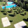 Das Freibad Zellingen aus der Drohnenperspektive.