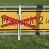 Dieses Schild zeigt deutlich: Prappach ist derzeit auf offiziellen Wegen wegen Straßenbaumaßnahmen nicht erreichbar.