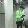 So sah der Täter aus, der am Donnerstagnachmittag eine Bankfiliale in Klingenberg überfiel.