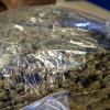 Über 16 Kilo Marihuana soll ein 40-Jähriger aus Nordrhein-Westfalen an zwei Schweinfurter Dealer verkauft haben. Derzeit steht er in Schweinfurt vor Gericht.