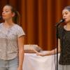 Kopftuch-Tragen als freie Entscheidung selbstbewusster Frauen: Beim Theater gegen Rassismus im Celtis-Gymnasium ging es um das Leben mit den "Anderen".