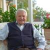 Inmitten tropischer Pflanzen: Herbert Panter im Wintergarten seines Wohnhauses in Lohr-Sendelbach.