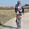 Autor Stefan Kritzer unterwegs auf den Strade Bianche mit einem italienischen Rennrad aus dem Jahre 1982. 