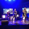 Begeisterten nur mit Gesang und Instrumentenimitation: die Musiker von Naturally 7 in der Lohrer Stadthalle.