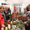 Beim Basteln für den Adventsmarkt: (von links) Ingrid Theel, Gerda Köhler, Barbara Löser, Andrea Fröhlich, Margit Grimm und Ursula Böhm von der Estenfelder ASF.