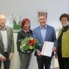 Im Bild: (von links) Personalratsvorsitzender Armin Pfeuffer, Carolin Hetterich, Kämmerer Michael Hetterich und erste Bürgermeisterin Edeltraud Baumgartl.