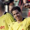 Sie zählen zum Aufgebot der Dortmunder Traditionself: Jan Koller (links) und Lars Ricken. Das Bild entstand im Jahr 2005 in Hannover.