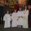 Krippenstraße Gerolzhofen: Die Verantwortlichen mitsamt dem Christkind Michelle Beisler. Krippenstraße Gerolzhofen: Die Verantwortlichen mitsamt dem Christkind Michelle Beisler.