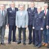 Armin Heid wurde in den Ruhestand verabschiedet. Im Bild: (von links): Christian Kremer (Bürgermeister Boxberg), Polizeidirektor Thomas Lüdecke, Polizeihauptkommisar i.R. Armin Heid, Polizeioberrat Burkhard von der Groeben, Elmar Haas (Bürgermeister Ahorn) und Thomas Maertens (Bürgermeister Lauda-Königshofen).